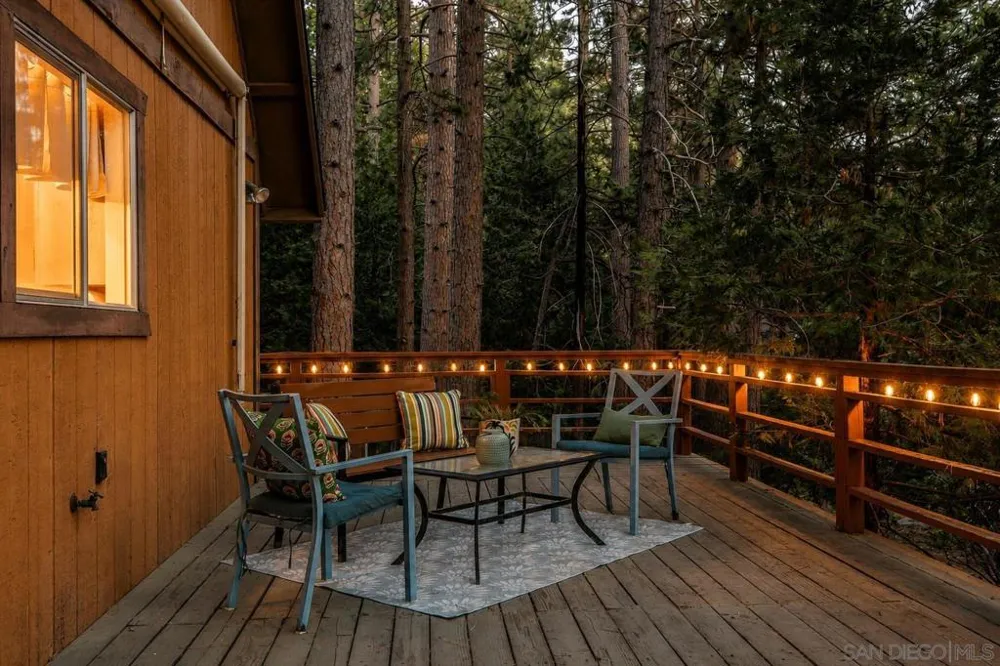 52275 Sylvan Way Idyllwild, CA 92549