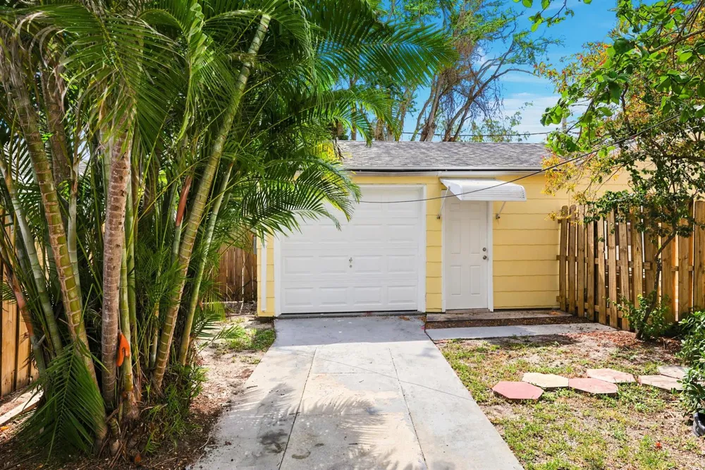 918 K STREET 