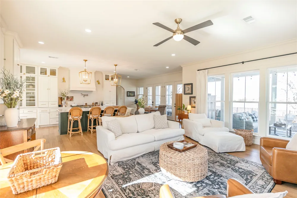 1061 Tradewinds Road Nocona, TX 76255