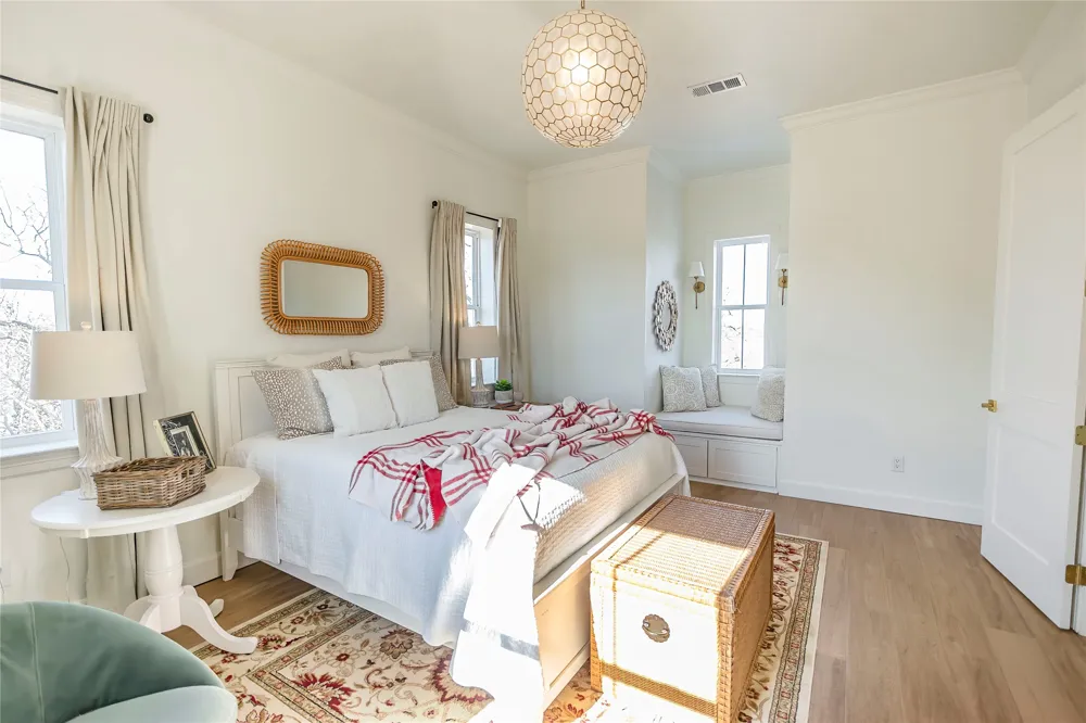 1061 Tradewinds Road Nocona, TX 76255