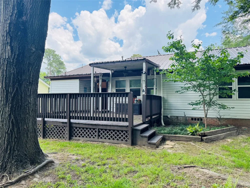 1007 Johnson Street Mineola, TX 75773