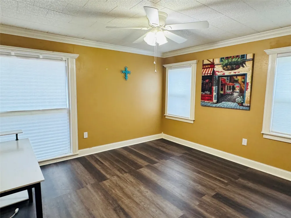 1007 Johnson Street Mineola, TX 75773