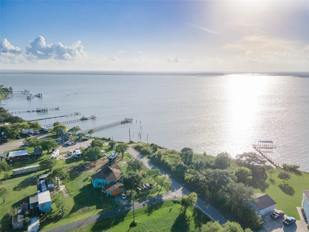 12th San Leon, TX 77539