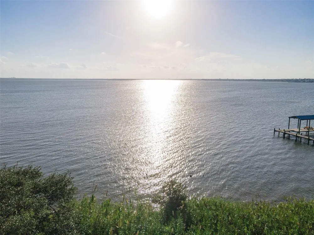 12th San Leon, TX 77539