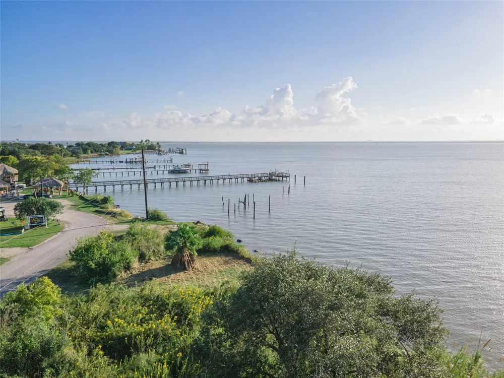 12th San Leon, TX 77539