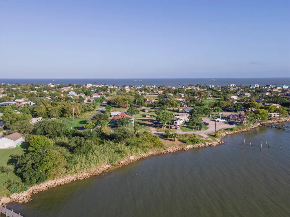 12th San Leon, TX 77539