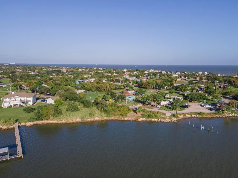12th San Leon, TX 77539