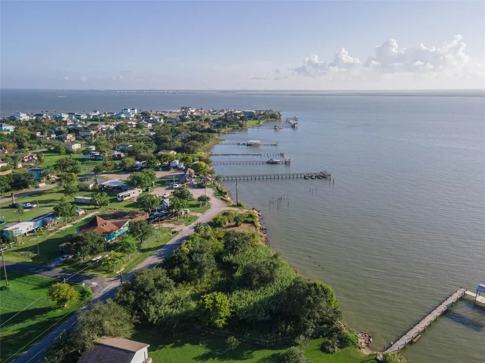 12th San Leon, TX 77539