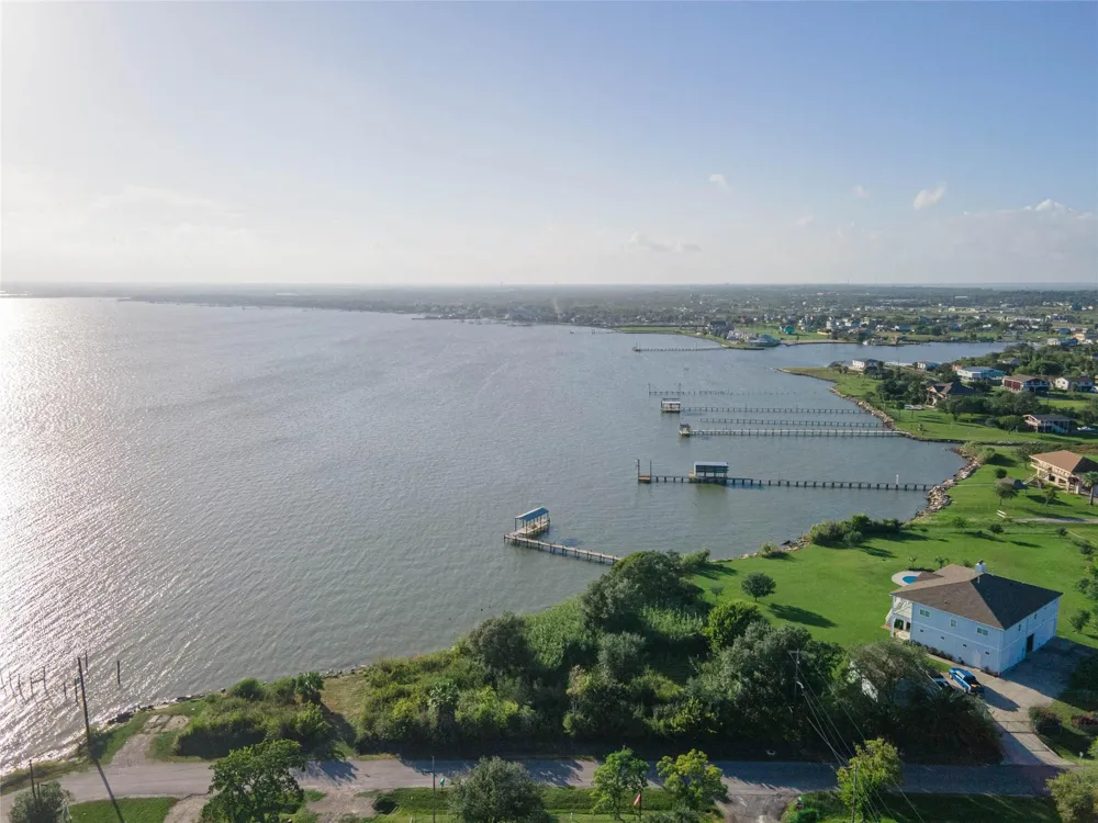 12th San Leon, TX 77539
