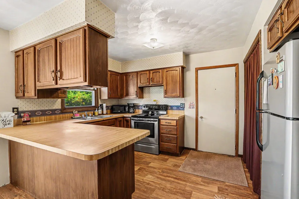 34792 Mill Lake Road Gobles, MI 49055