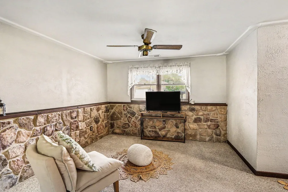 34792 Mill Lake Road Gobles, MI 49055
