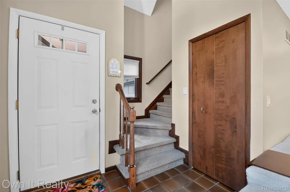 718 S Military Street Dearborn City, MI 48124