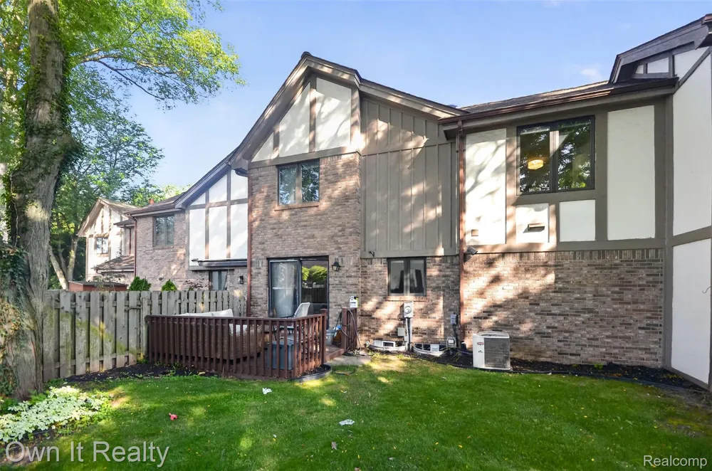 718 S Military Street Dearborn City, MI 48124