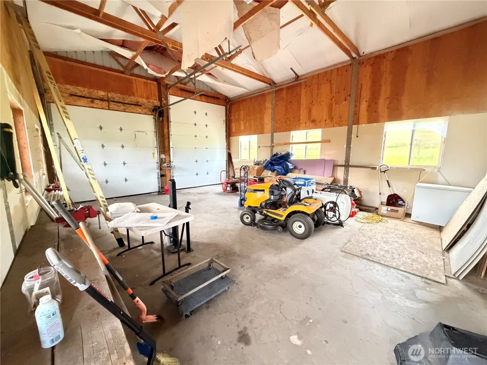 12 S Teal Lake Road Oroville, WA 98844
