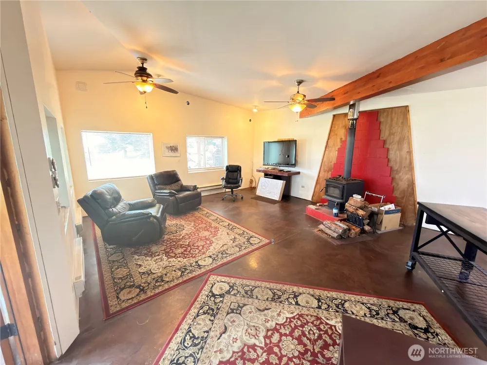12 S Teal Lake Road Oroville, WA 98844