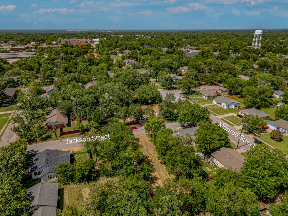 1505 Jackson Street Commerce, TX 75428
