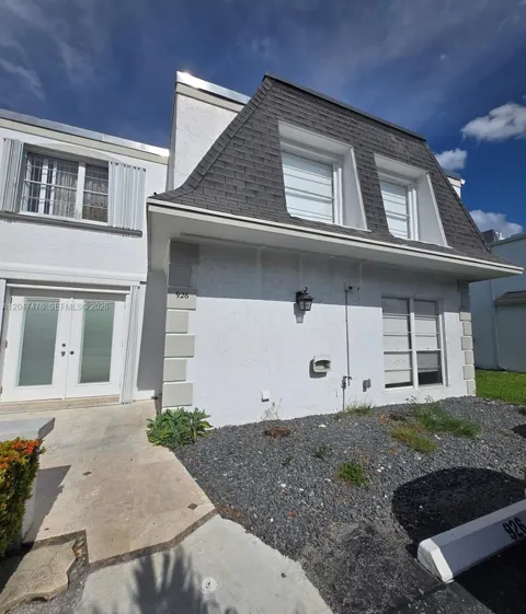 926 NE 27th Ave #926