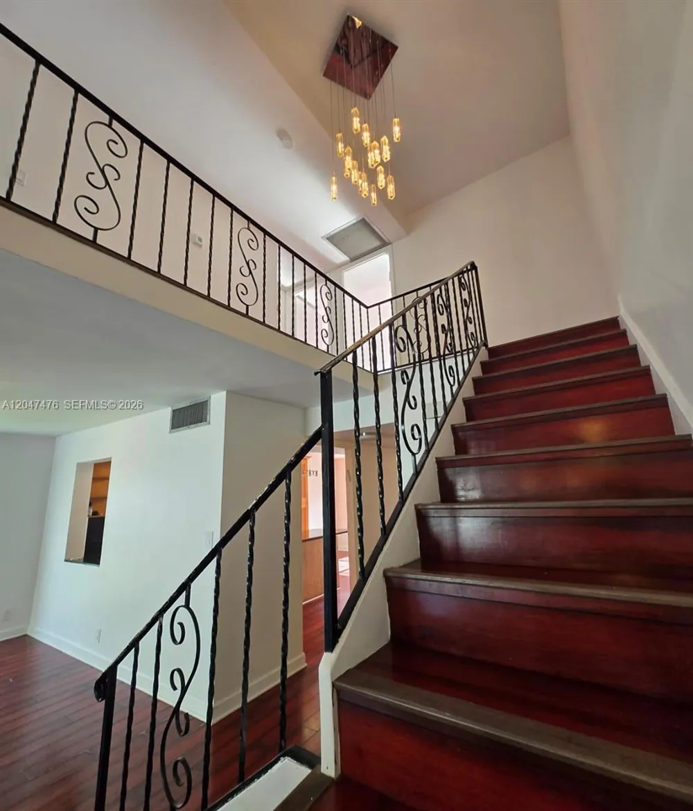 926 NE 27th Ave #926 Hallandale Beach, FL 33009
