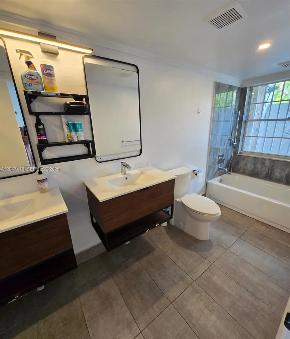 926 NE 27th Ave #926 Hallandale Beach, FL 33009