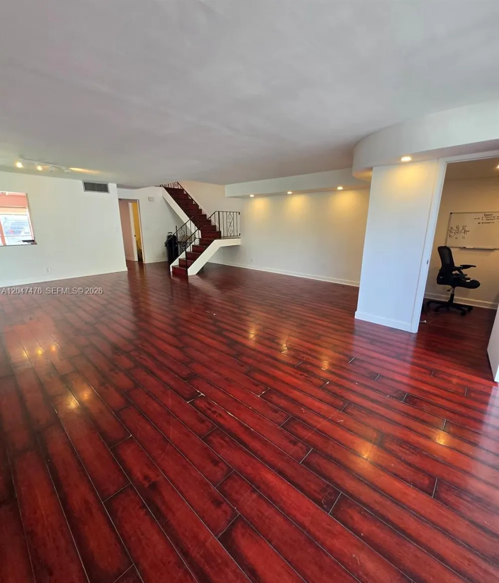 926 NE 27th Ave #926 Hallandale Beach, FL 33009