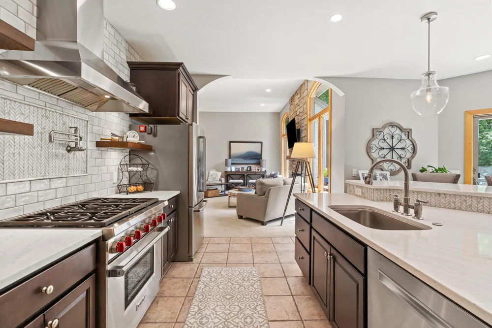 16528 Hemlock Drive Spring Lake, MI 49456