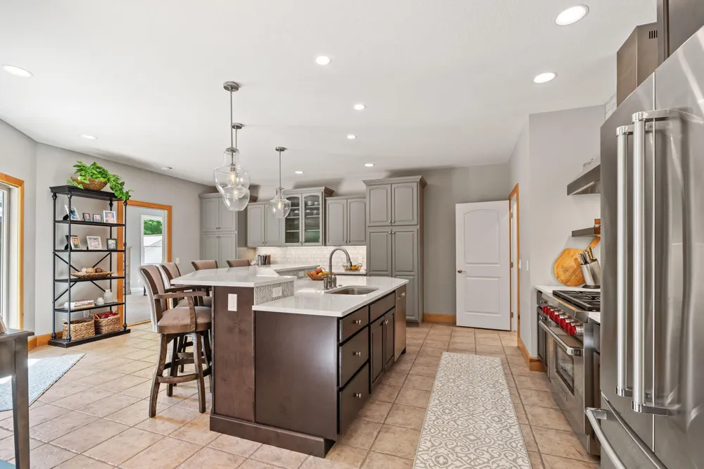16528 Hemlock Drive Spring Lake, MI 49456