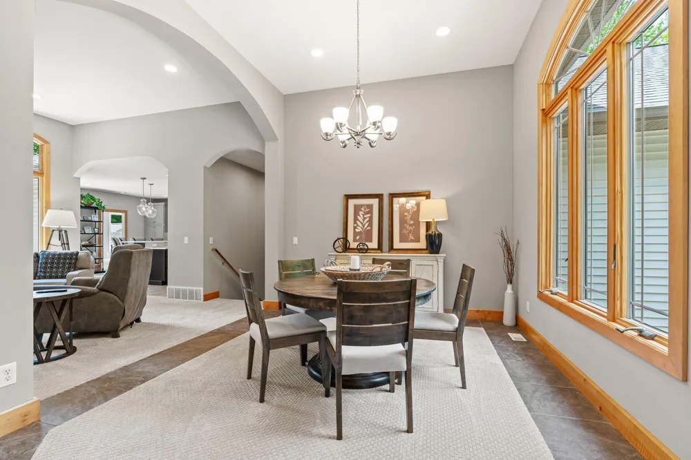 16528 Hemlock Drive Spring Lake, MI 49456