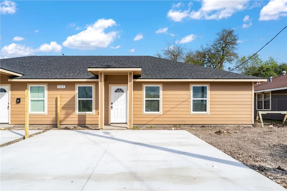 923 Craig Street Corpus Christi, TX 78404