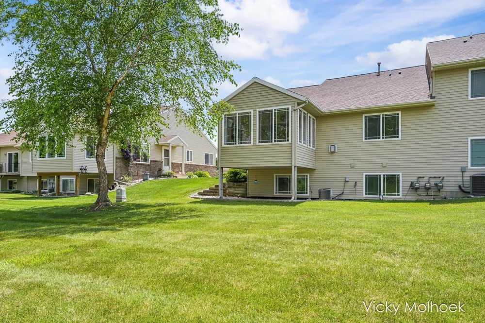 335 E North Street Hastings, MI 49058