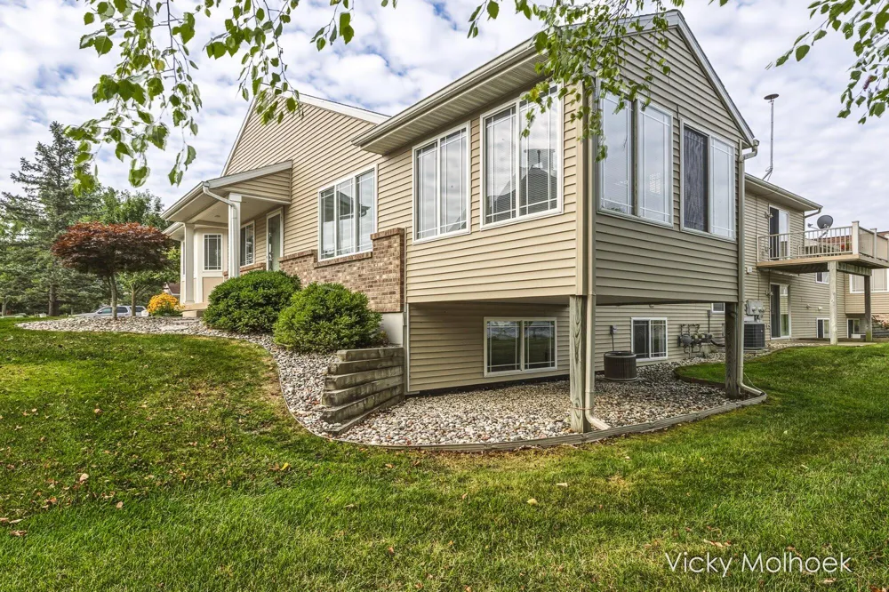 335 E North Street Hastings, MI 49058