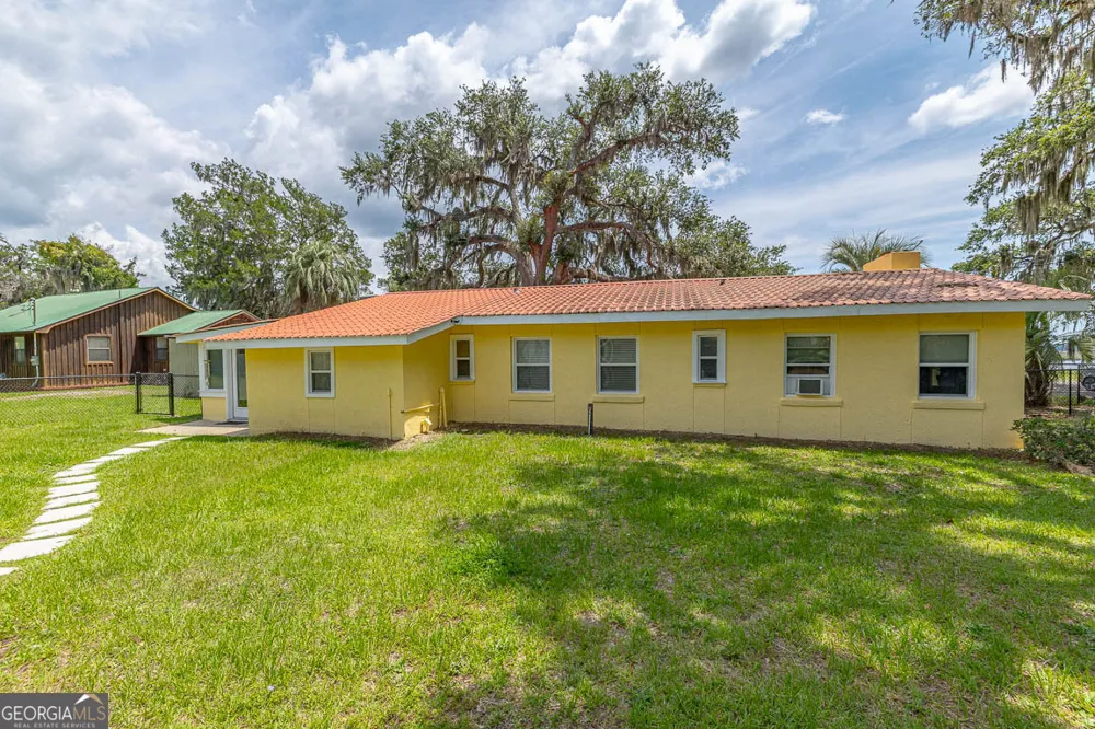 1291 River ST NE Townsend, GA 31331
