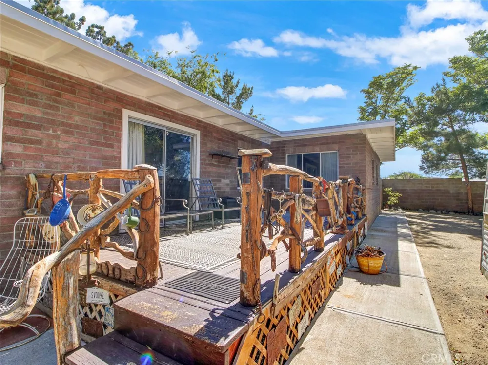 13127 E Avenue W11 Pearblossom, CA 93553