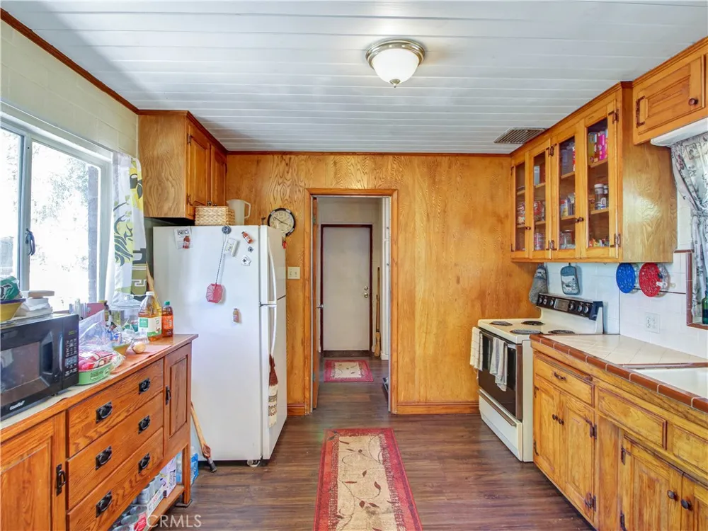 13127 E Avenue W11 Pearblossom, CA 93553