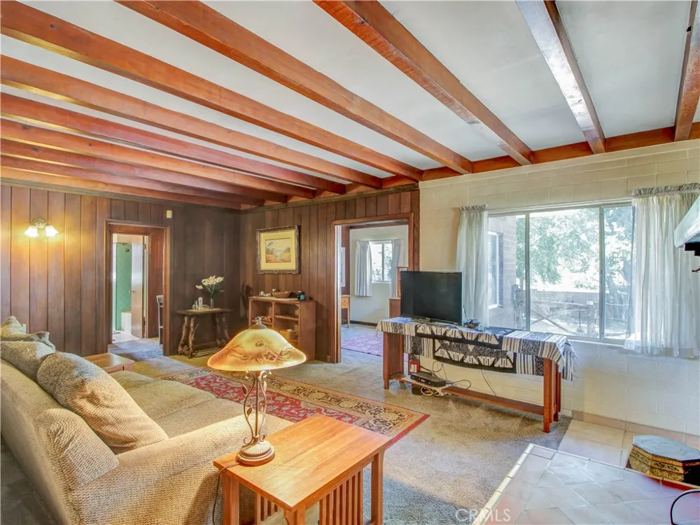 13127 E Avenue W11 Pearblossom, CA 93553