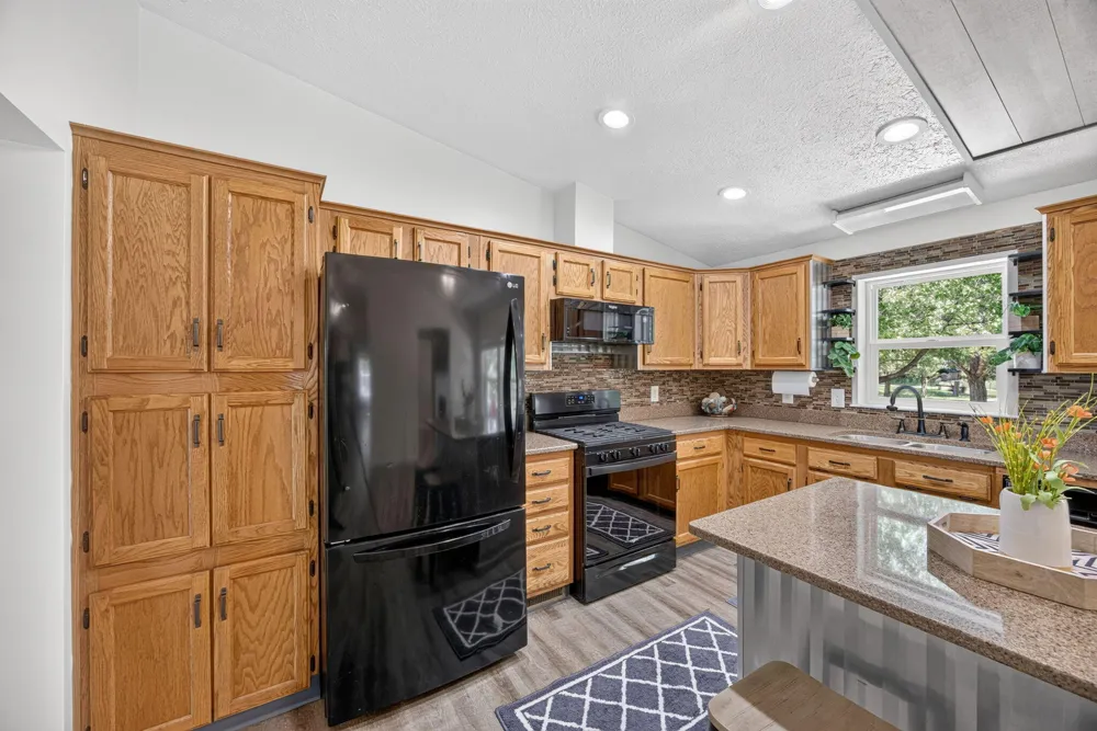 10100 W Jordan Road Remus, MI 49340