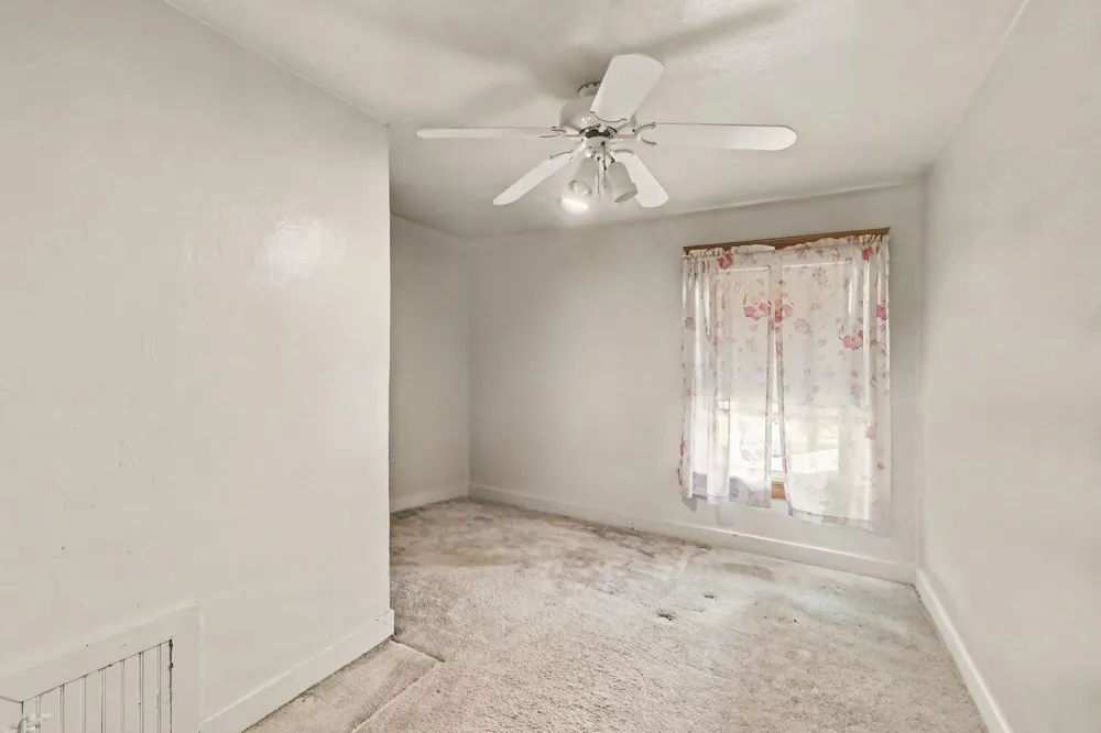 815 Francis Avenue Lansing, MI 48912