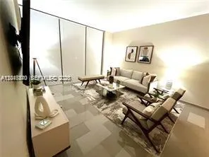68 SE 6th St #906 Miami, FL 33131