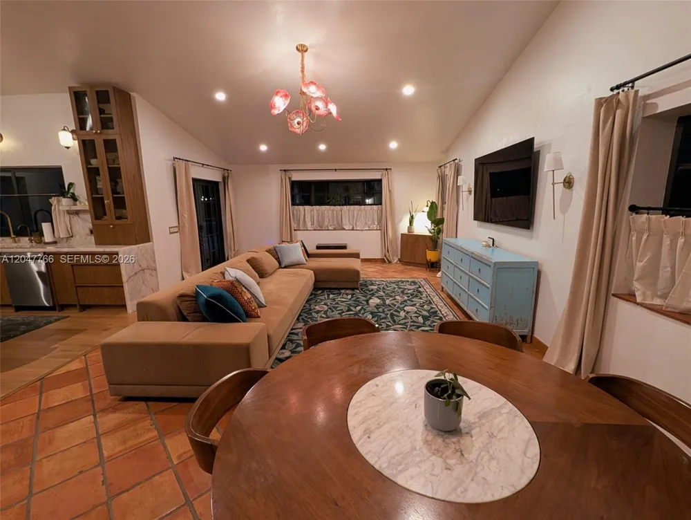 5131 SW 201st Ter Southwest Ranches, FL 33332
