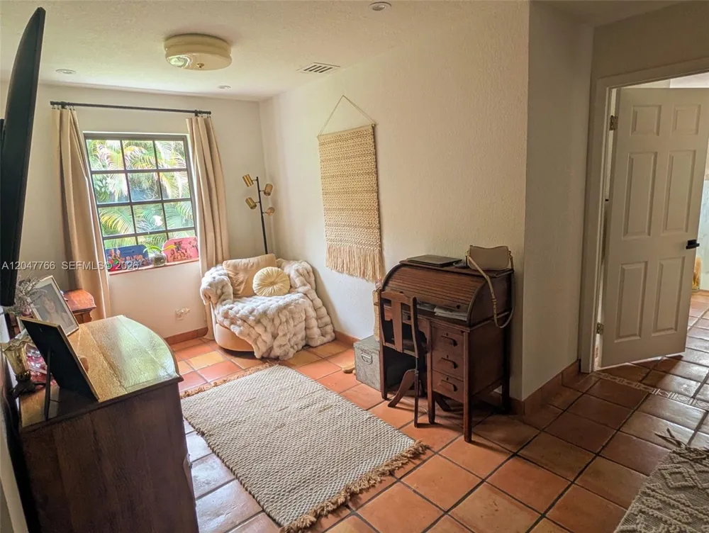 5131 SW 201st Ter Southwest Ranches, FL 33332