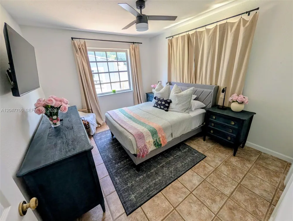 5131 SW 201st Ter Southwest Ranches, FL 33332