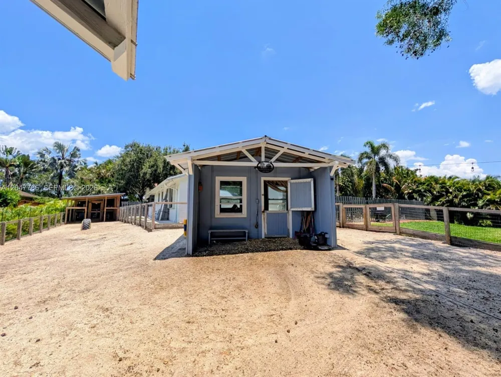 5131 SW 201st Ter Southwest Ranches, FL 33332