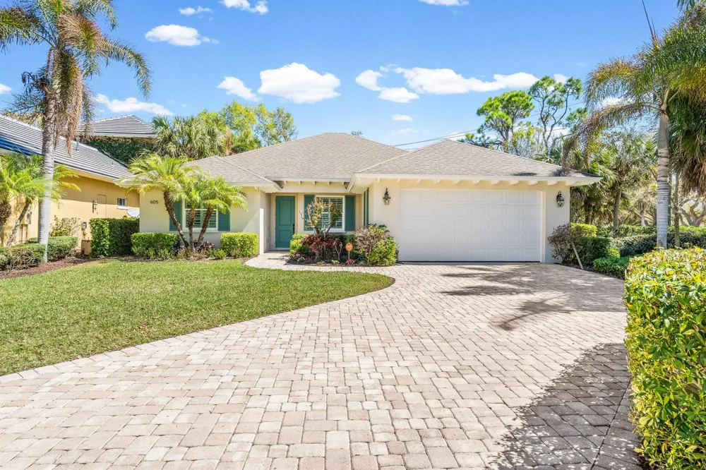 605 Bridgewater Lane SW Vero Beach, FL 32962