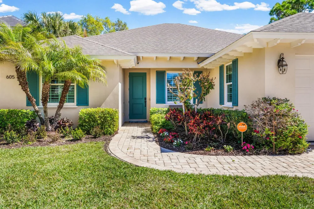 605 Bridgewater Lane SW Vero Beach, FL 32962