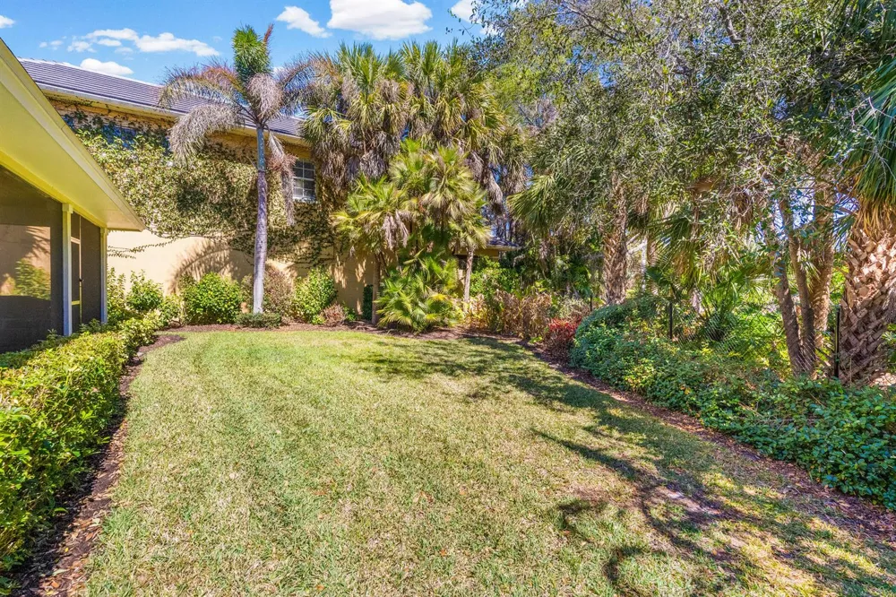 605 Bridgewater Lane SW Vero Beach, FL 32962