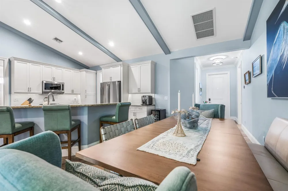 605 Bridgewater Lane SW Vero Beach, FL 32962