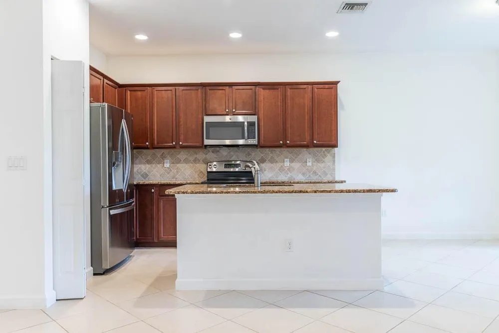10283 Wellington Parc Drive Wellington, FL 33449