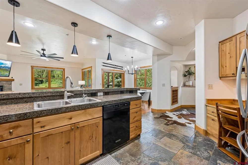 102 Limestone Ct Durango, CO 81301