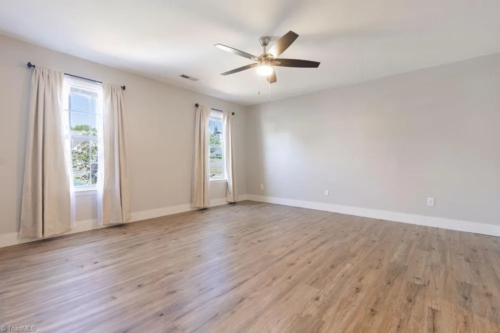 3940 Westridge Meadow Circle Clemmons, NC 27012