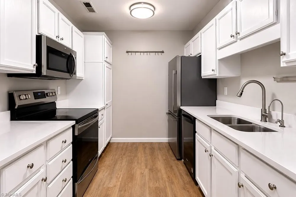 3940 Westridge Meadow Circle Clemmons, NC 27012