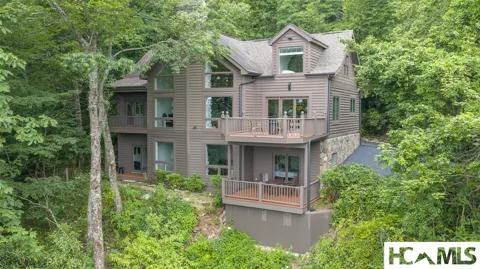 700 Satulah Ridge Road